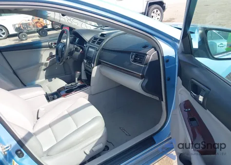 2012 Toyota Camry Xle V6 z USA, uszkodzony, nr VIN 4T1BK1FK1CU524073